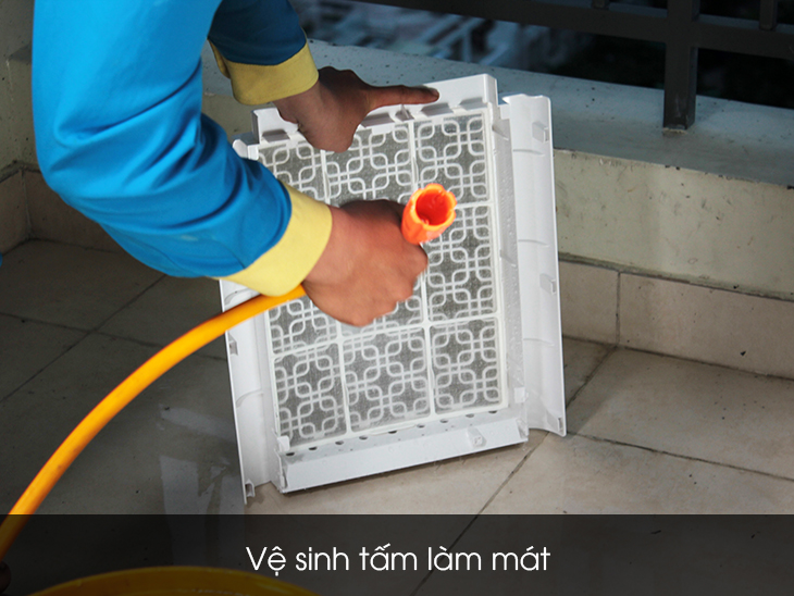 Vệ sinh tấm làm mát